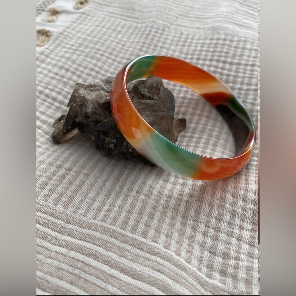 Agate Bangle Bracelet